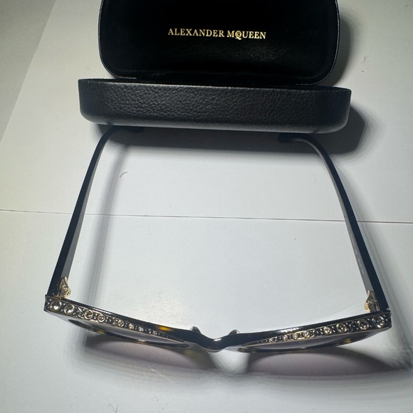 Alexander Mcqueen Black with brown sunglasses 55mm